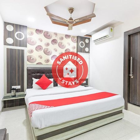 Oyo 45301 Hotel Om Palace Sāgar Dış mekan fotoğraf