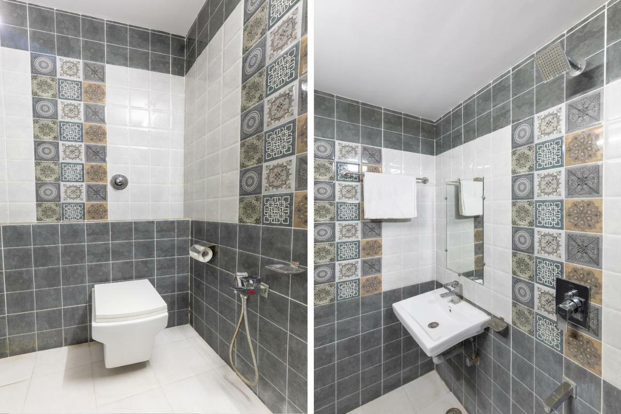 Oyo 45301 Hotel Om Palace Sāgar Dış mekan fotoğraf